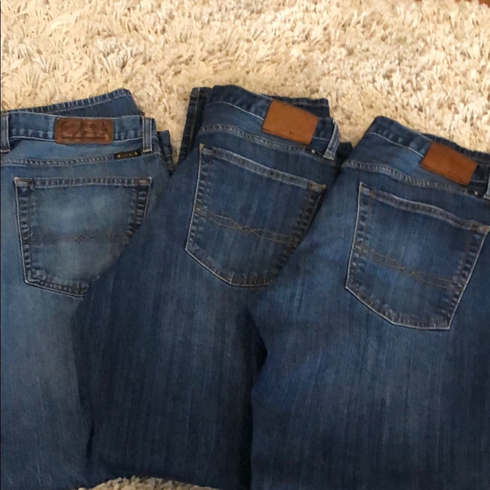 3 pair of men’s lucky brand jeans